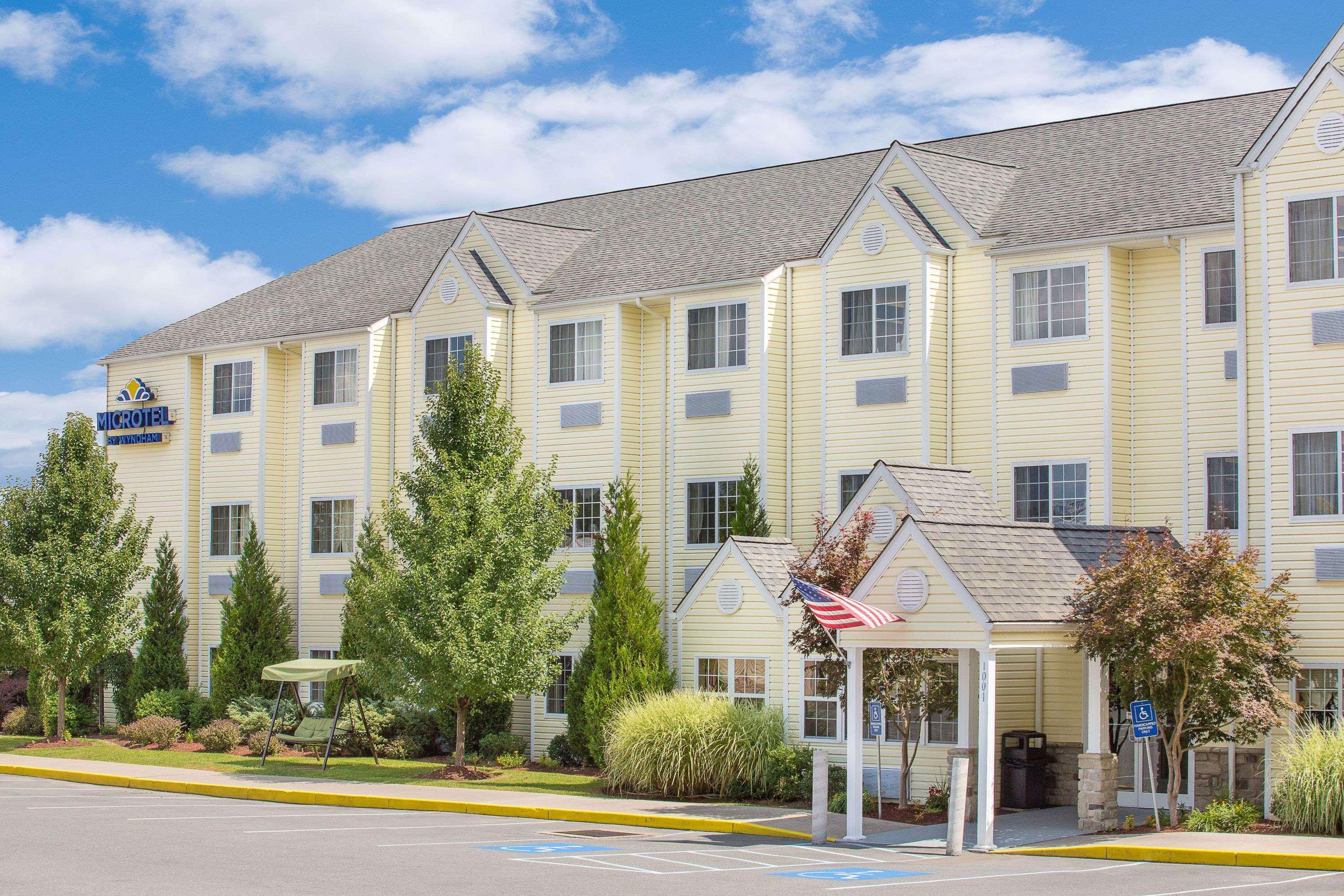 Microtel Inn & Suites Beckley East Exterior foto