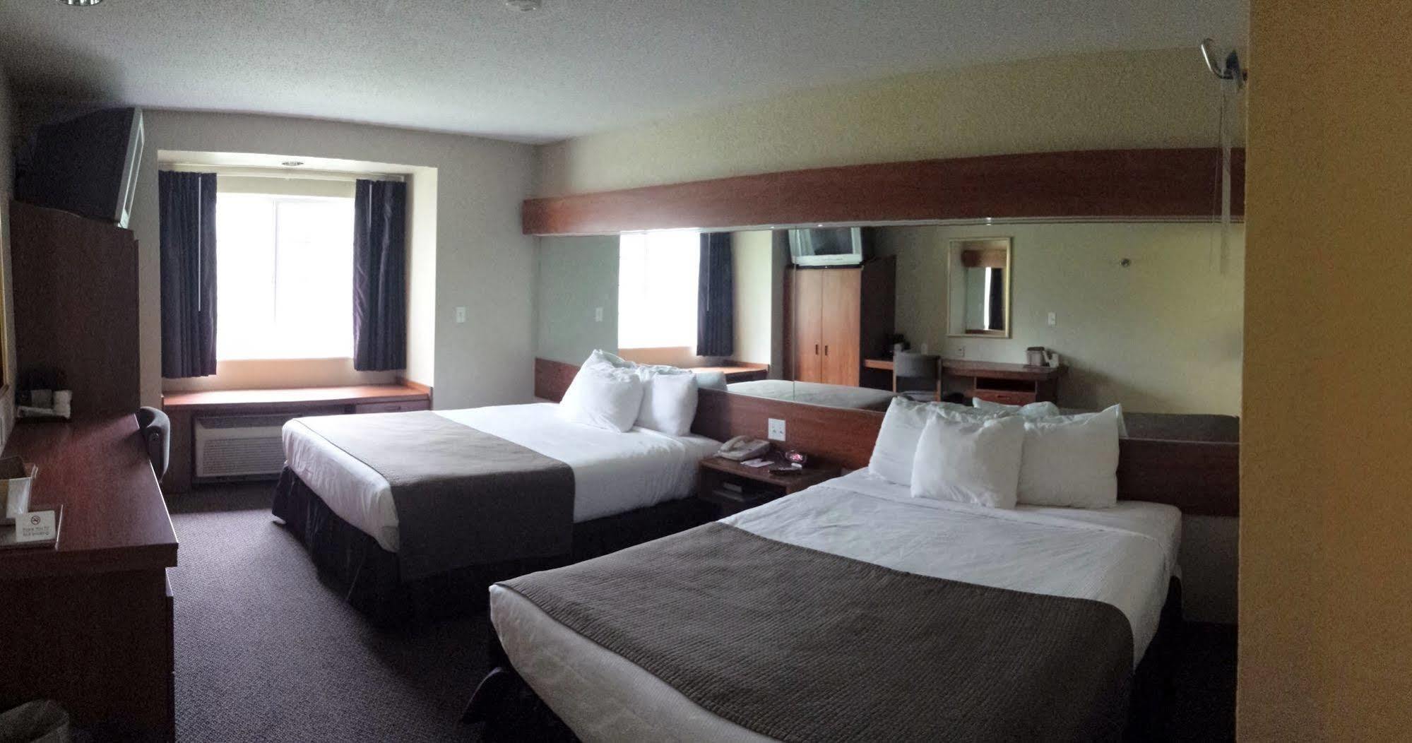 Microtel Inn & Suites Beckley East Exterior foto